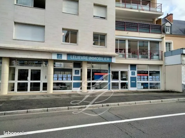 BUREAUX 296 m² LE MANS
