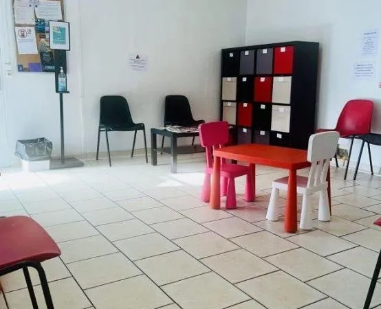 Bureau et espace de travail Vente Bagnols-sur-Cèze 8p 209m² 289000€