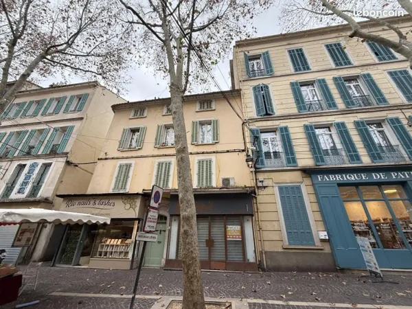 Immeuble 165 m²