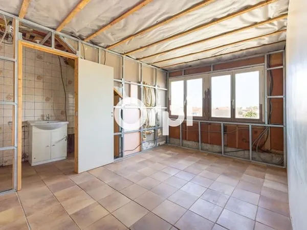 Studio 1 pièce 27 m²