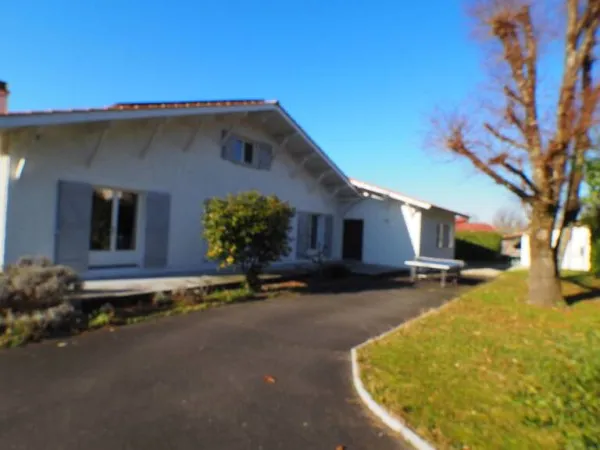 Maison 6 pièces 181 m²