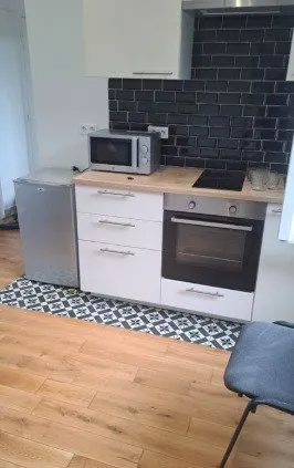 T2 / 24m² / Aubervilliers-Pantin Quatre Chemins (Ligne 7)