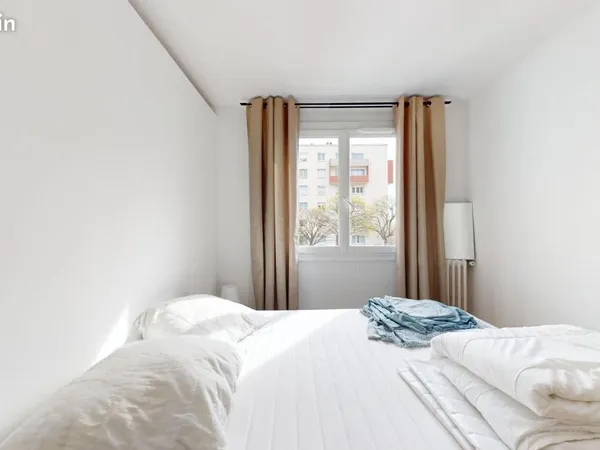 Appartement 5 pièces 13 m²