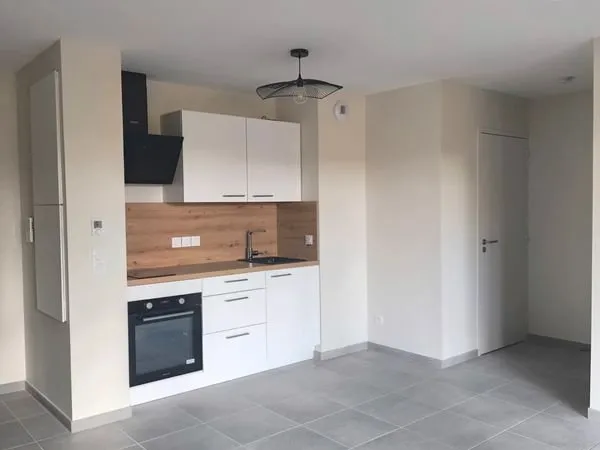 Location appartement T 2 neuf