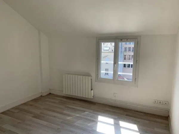 Studio 1 pièce 17 m²