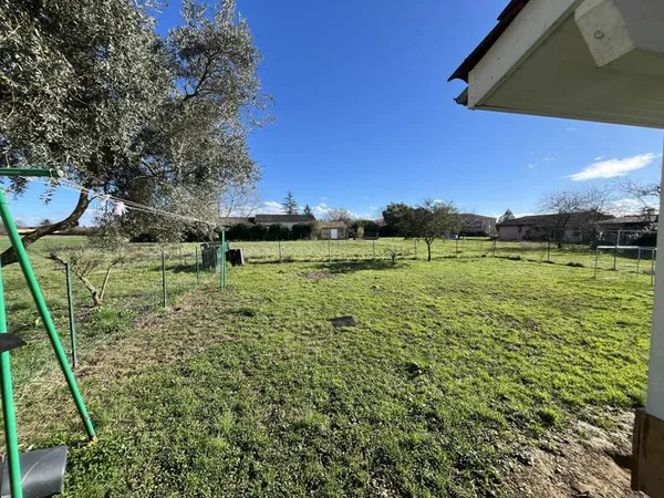 Maison en pierre de 4 pièces principales