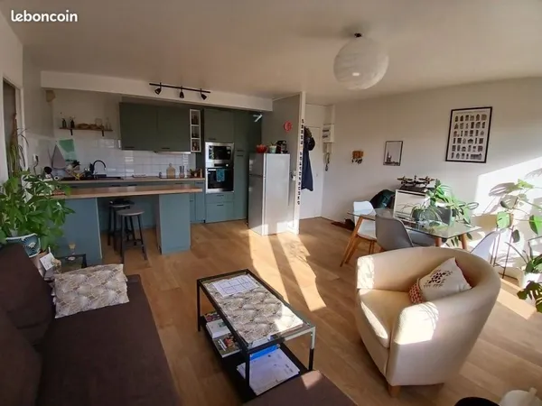 2P meublé au calme, parking et terrasse sud