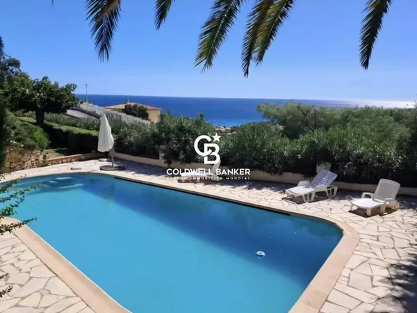 Maison 7 pièces 200 m²