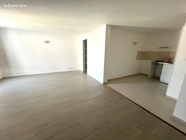 Appartement F2 42m² centre-ville PITHIVIERS