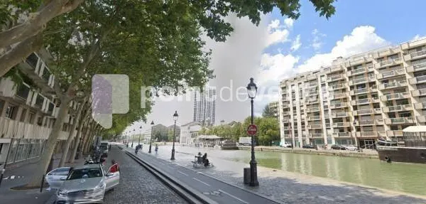 Local commercial 2000 m²