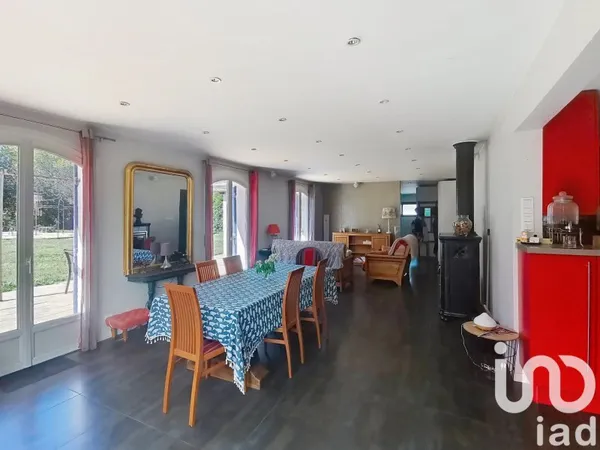 Maison 6 pièces 195 m²