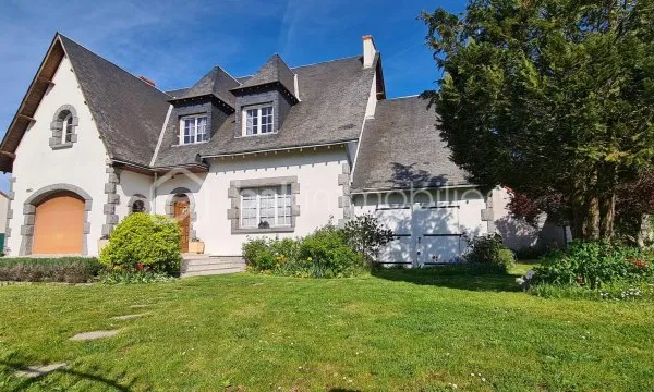 Maison 7 pièces 193 m²