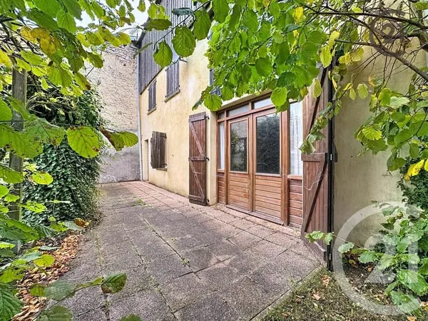 Maison 5 pièces 140 m²