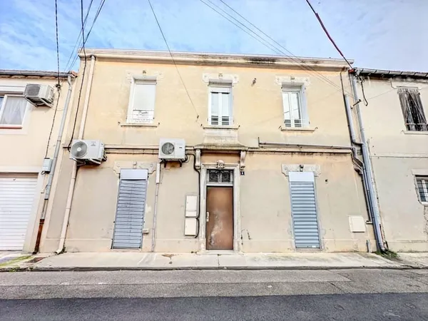 Immeuble à vendre Port-Saint-Louis-du-Rhône (13230)