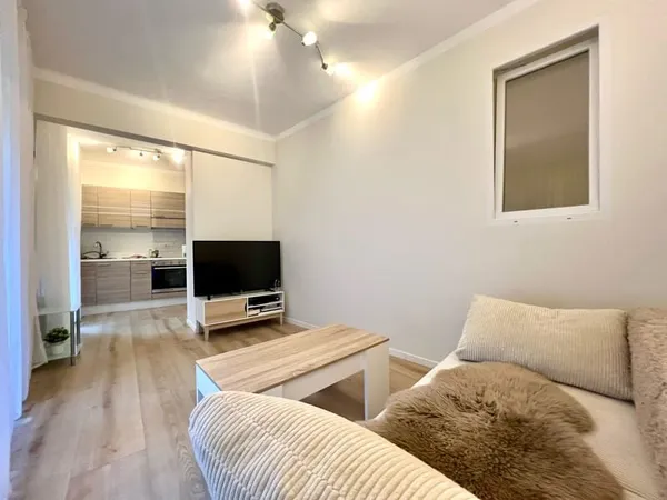 STUDIO / COIN NUIT - 37M2 - ROQUEBRUNE CAP MARTIN ( CABBÉ )