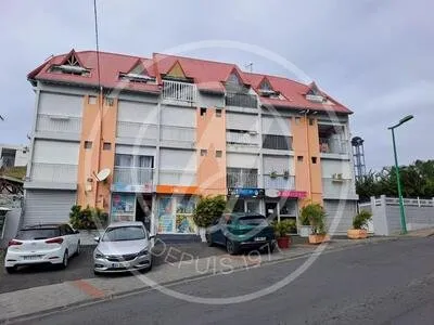A LOUER 690 € - STUDIO MEUBLE - SAINT FRANCOIS