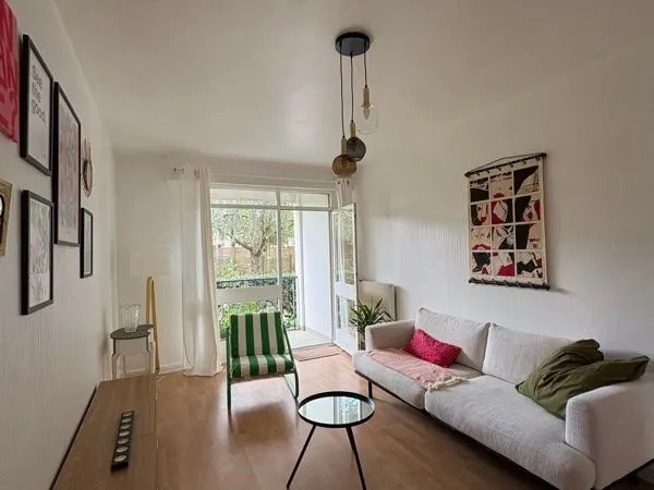Chambre dispo en avril - Colocation à Mérignac / Caudéran - 550 CC