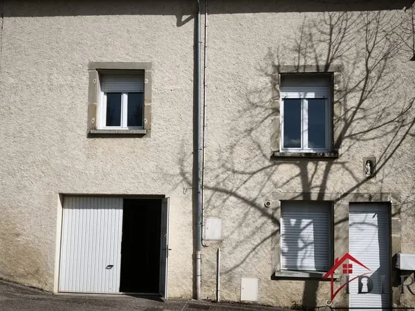 Maison d'habitation de type f6 140m2 sur un terrain de 260 m