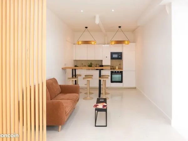 Studio / Showroom / Galerie - Lieu polyvalent à Paris