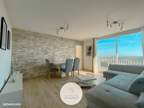Appartement T4 à Saint-Brieuc avec vue imprenable sur la baie et la ville