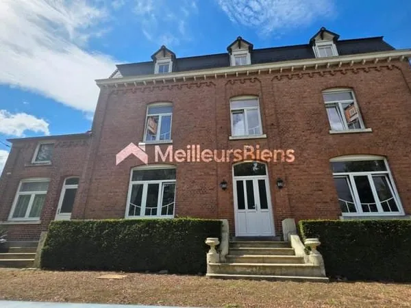 Magnifique Maison 215 m2 + Grange 170 m2 au sol - Garage - Jardin 6218 m2