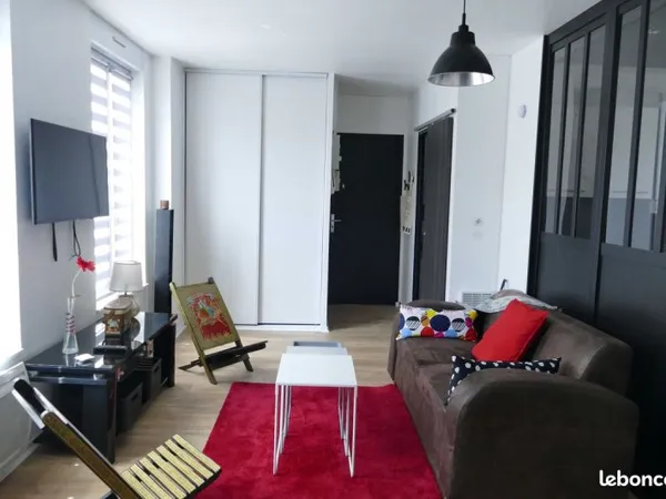 Meublé 2 pièces 2ème étage Ctre Ville Théâtre Dijon