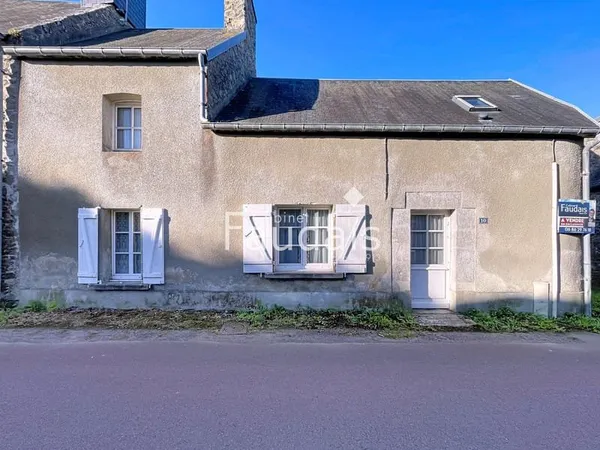 Maison en pierre au coeur d'Agon