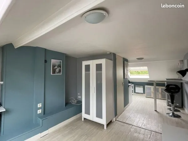 T1 Mansardé Lumineux - 28m² au sol - Reims - 425 CC