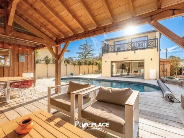 Maison/Villa T7 de 199 m2 33470