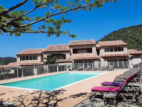 APPARTEMENT 3 PIECES 63m2 + Terrasse 27 m2