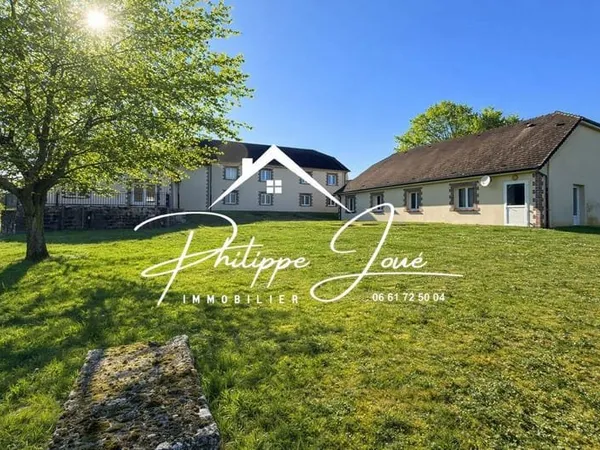 Local 836 m²