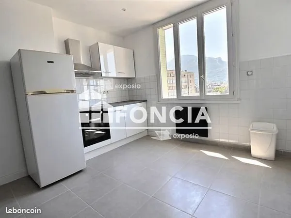 Appartement 2 pièces 61 m²
