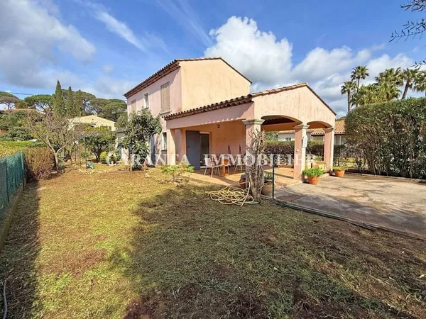 Vente villa récente 4 pièces Sainte-Maxime proche centre vil