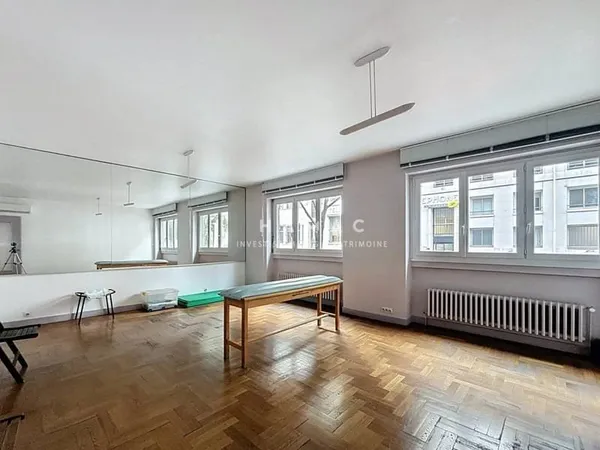 Boutique 4 pièces 108 m²