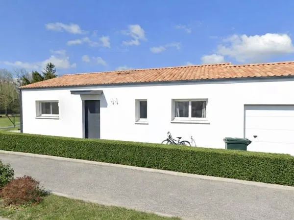 VENTE MAISON 3 / 4 CHAMBRES ROCHETREJOUX 85