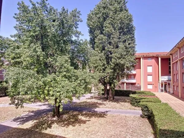 STUDIO - AIX SUD (QUARTIER DE LA NATIVITE)- 15.76 m2