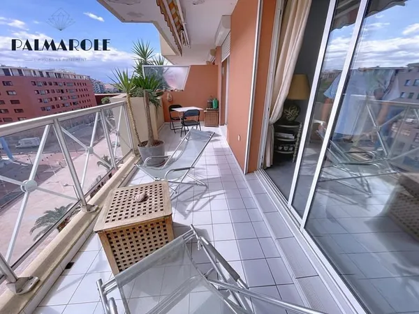 Perpignan Espace med joli t3 traversant terrasse BOX fermé