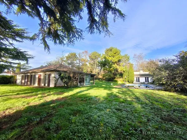 Maison de 90,05m2 et dépendance d'environ 30m2 sur 2 019m2 d