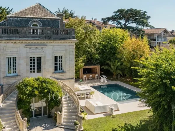SAINT-AUGUSTIN - MAISON DE MAÎTRE - 5 CHAMBRES - PISCINE - JARDIN