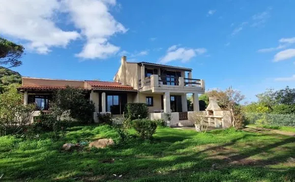 Maison pied dans l'eau