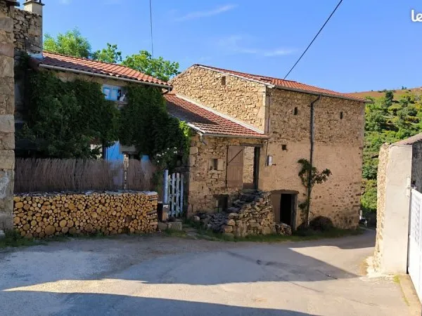 Maison 6 pièces 315 m²