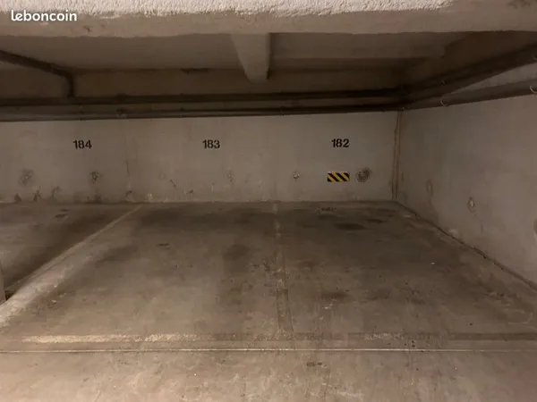 Location Parking Noisy le Grand