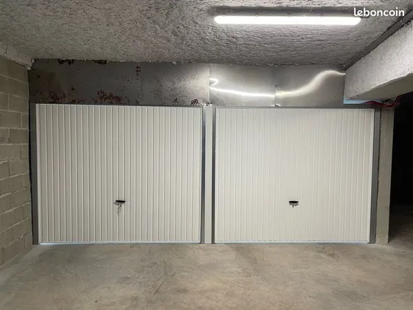 Garage box double