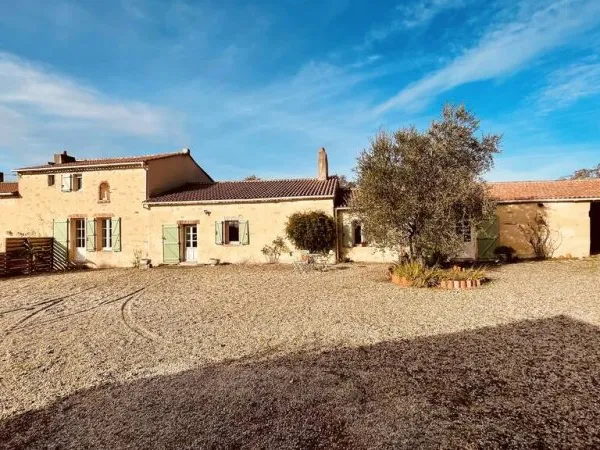 Maison 6 pièces 233 m²