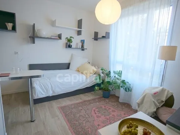STUDIO meublé - REVENTE en résidence étudiante gérée pour investisseur LMNP/LMP -- Lyon 8