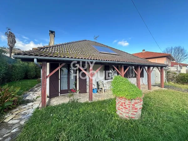 Maison à vendre à Monein, plain -pied avec garage, Quartier du Château