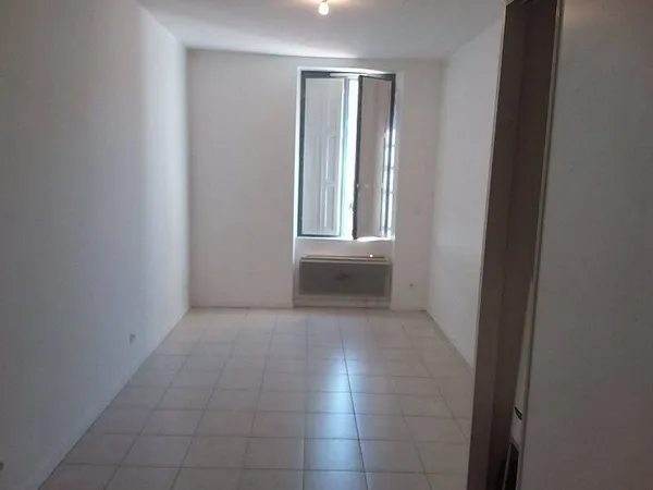 Studio 1 pièce 22 m²