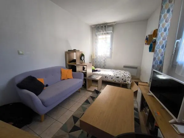 Appartement Nimes 1 pièce(s) 29m2 sis 40 Av Général Leclerc