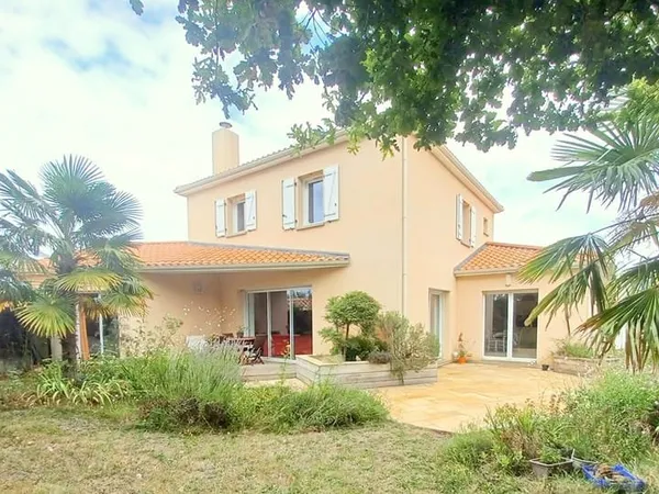 Maison 7 pièces 187 m²