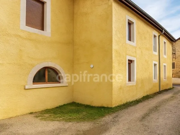 Ancienne ferme réhabilitée - 4 appartements T4 en triplex - Crozet